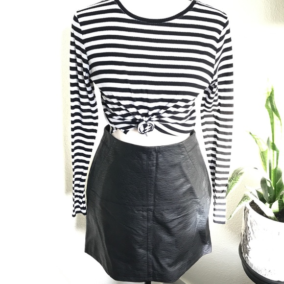 Faux leather high waisted mini skirt - Picture 1 of 7
